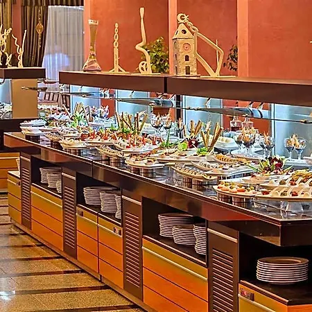Pasa Hotel 4*
